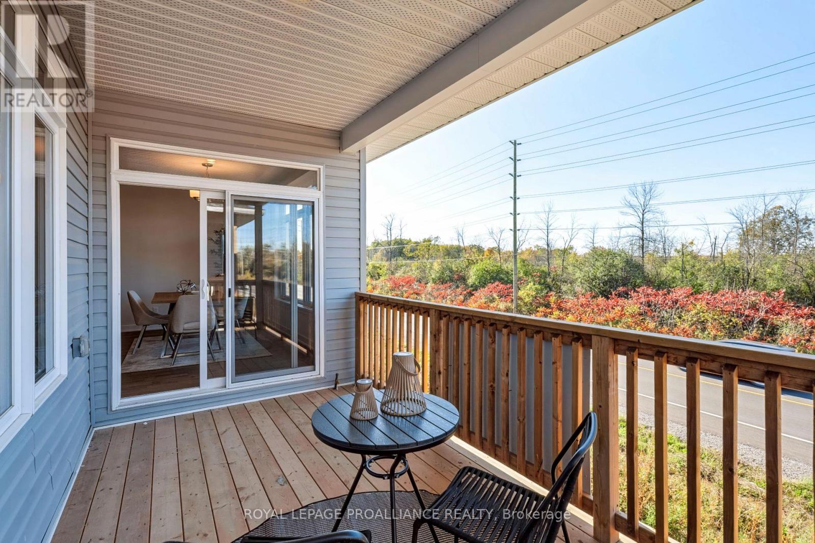 1086 MOORE STREET - Image 36