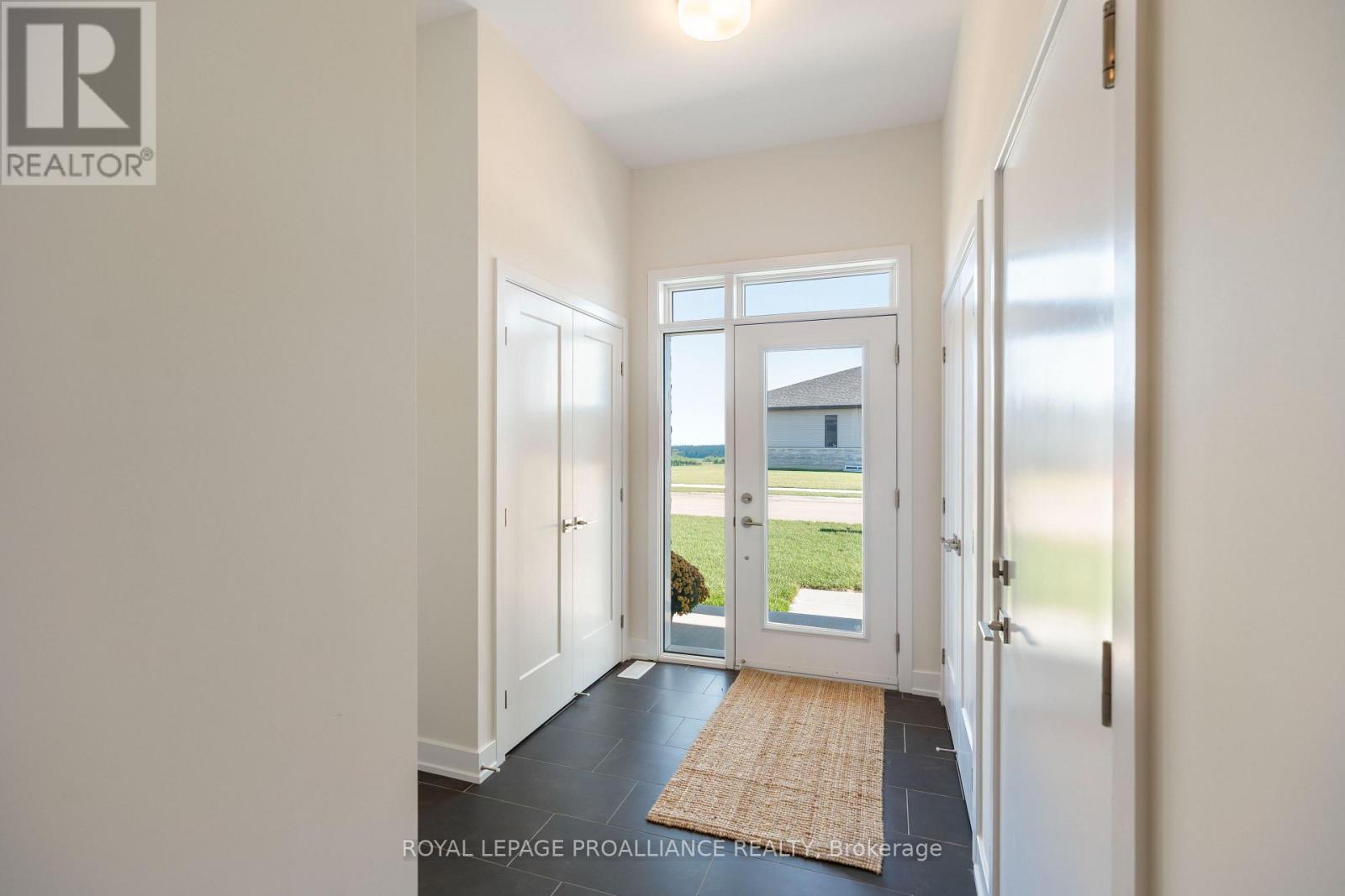 1086 MOORE STREET - Image 5