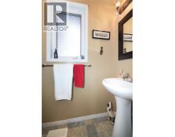 30 Nesbitt Street, Mapleton, ON N0B1A0 Photo 29