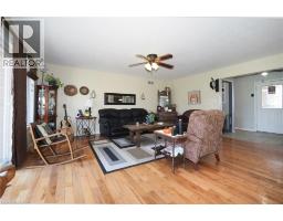 Living room - 30 Nesbitt Street, Mapleton, ON N0B1A0 Photo 9