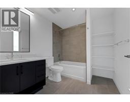 741 King Street W Unit# 813, Kitchener, ON N2G1E5 Photo 6