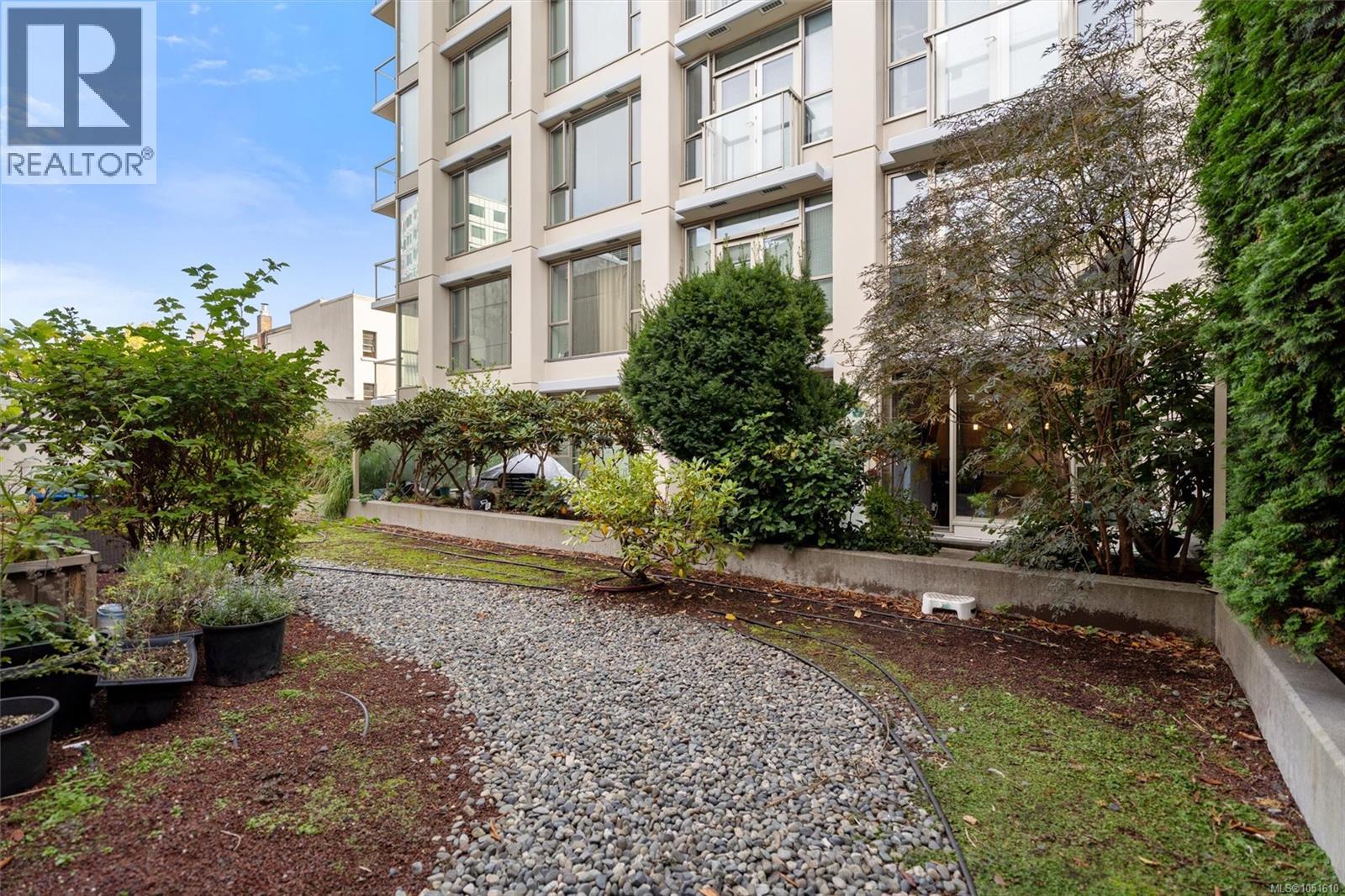 #206 760 Johnson St - Image 8