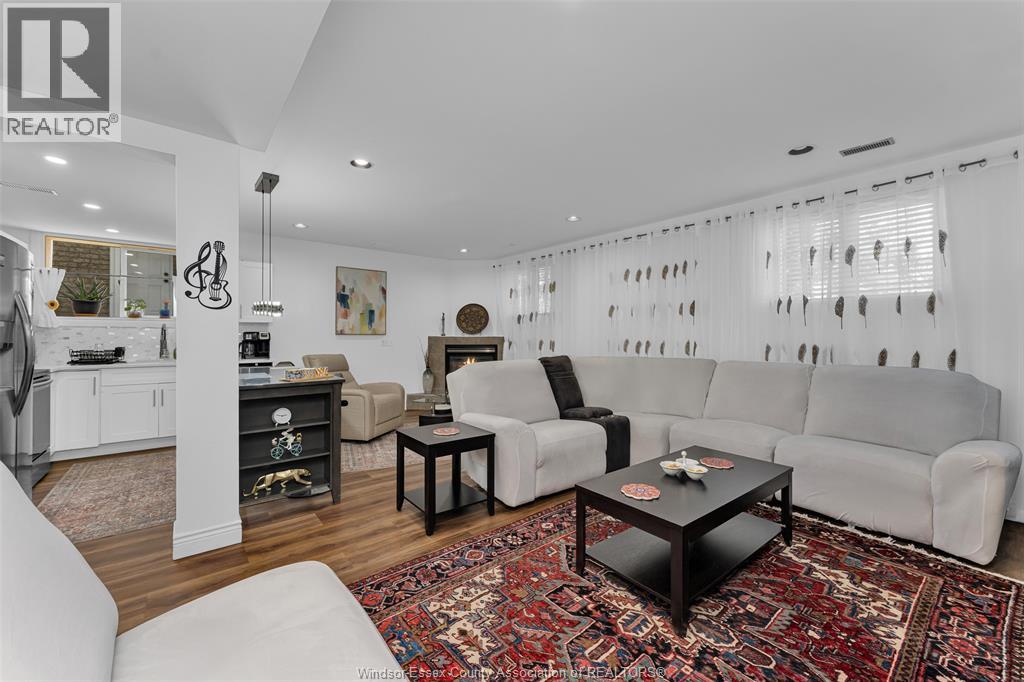 280 INTERNATIONAL AVENUE Unit# LOWER, LaSalle — photo 6