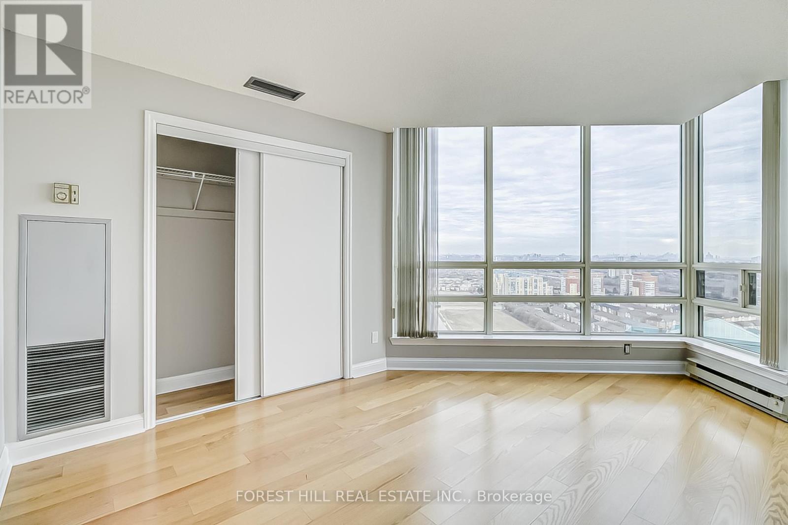 55 Kingsbridge Garden Circle — photo 27