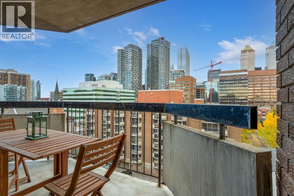 #814 340 14 Avenue SW - 24