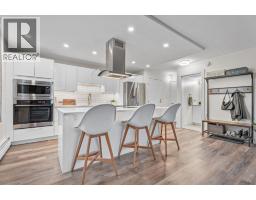 814, 340 14 Avenue SW - photo 2