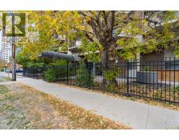 814, 340 14 Avenue SW - photo 28