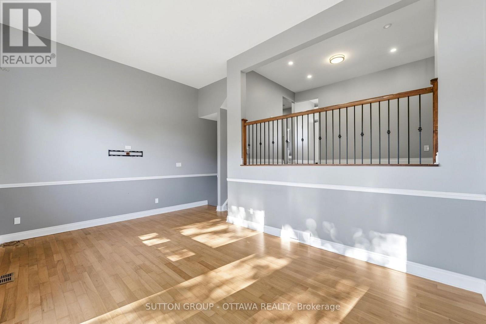 #71 2415 SOUTHVALE CRESCENT - 10