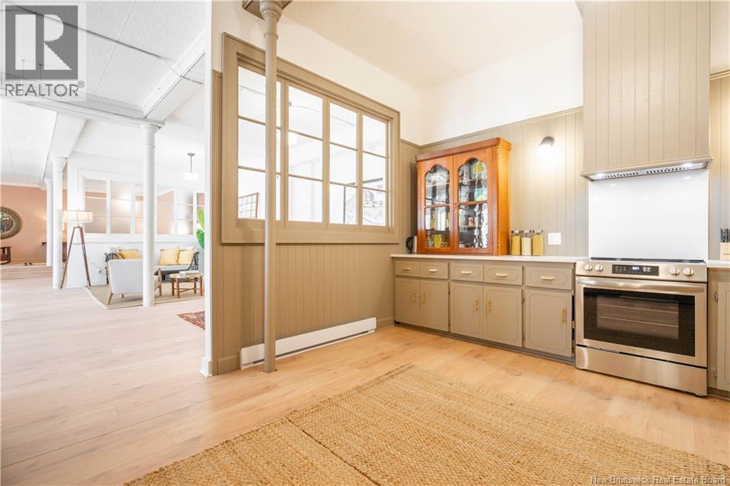 348 Rockland Road - 17