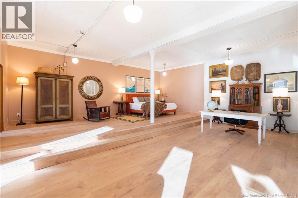 348 Rockland Road - 7