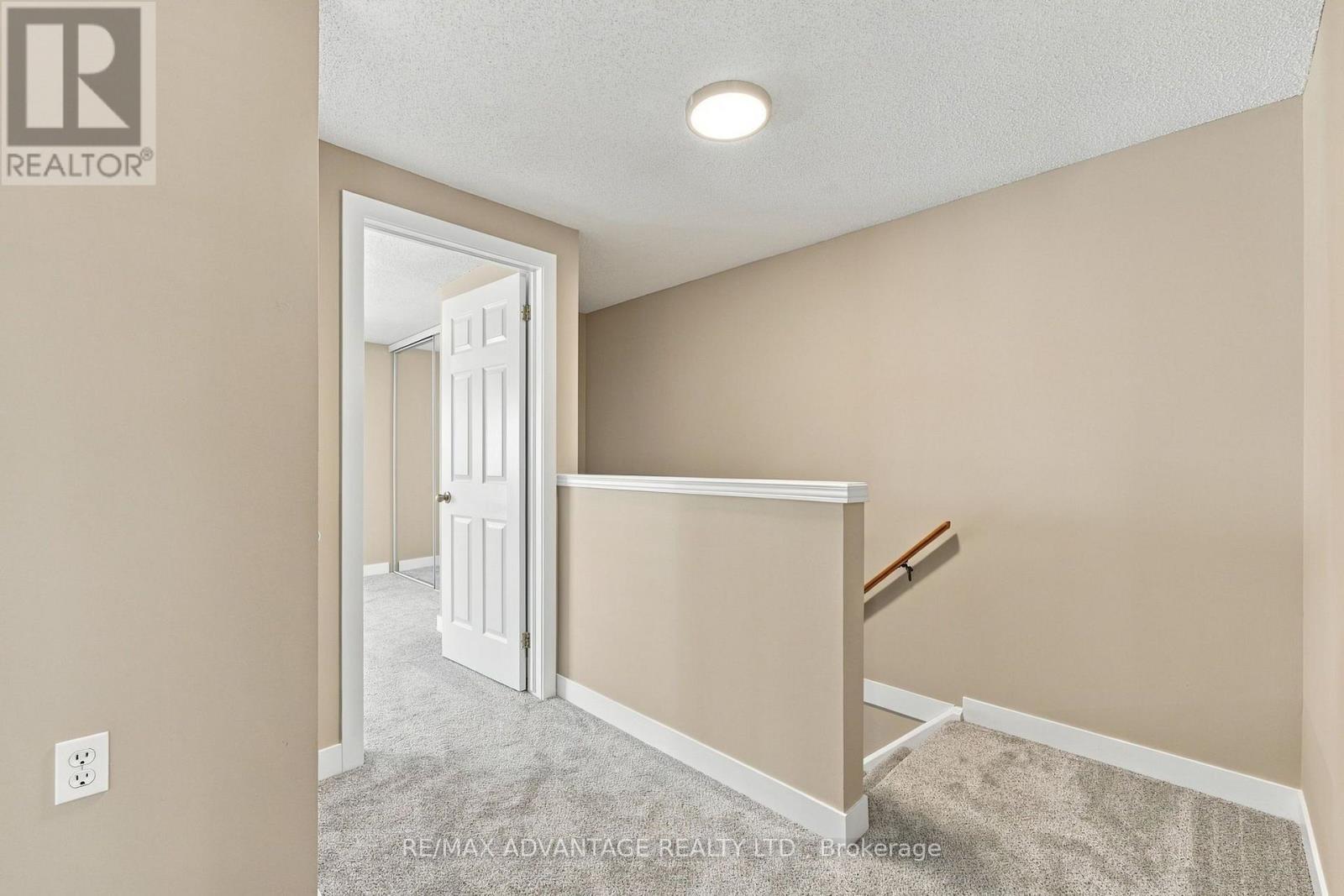 #7 122 SHERWOOD FOREST SQUARE - Image 19