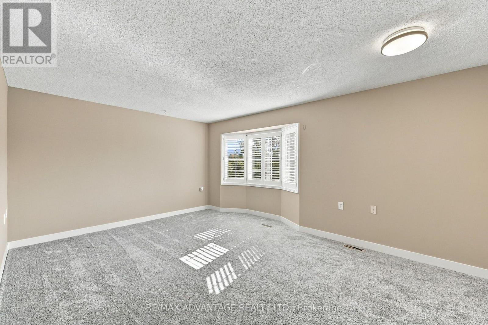 #7 122 SHERWOOD FOREST SQUARE - Image 22