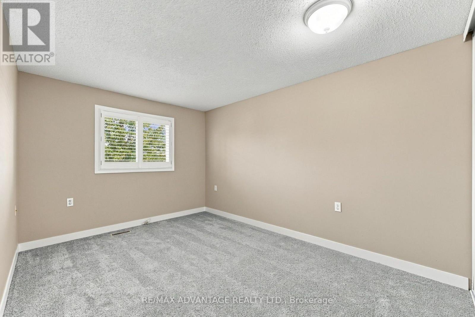 #7 122 SHERWOOD FOREST SQUARE - Image 27
