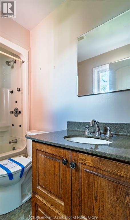4421 Gleeson LINE - Image 31
