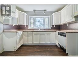 Living room/Fireplace - 4421 Gleeson Line, Tilbury, ON N0P2L0 Photo 8