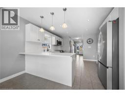 Living room - 75 Isaac Street, Elmira, ON N3B1N3 Photo 10