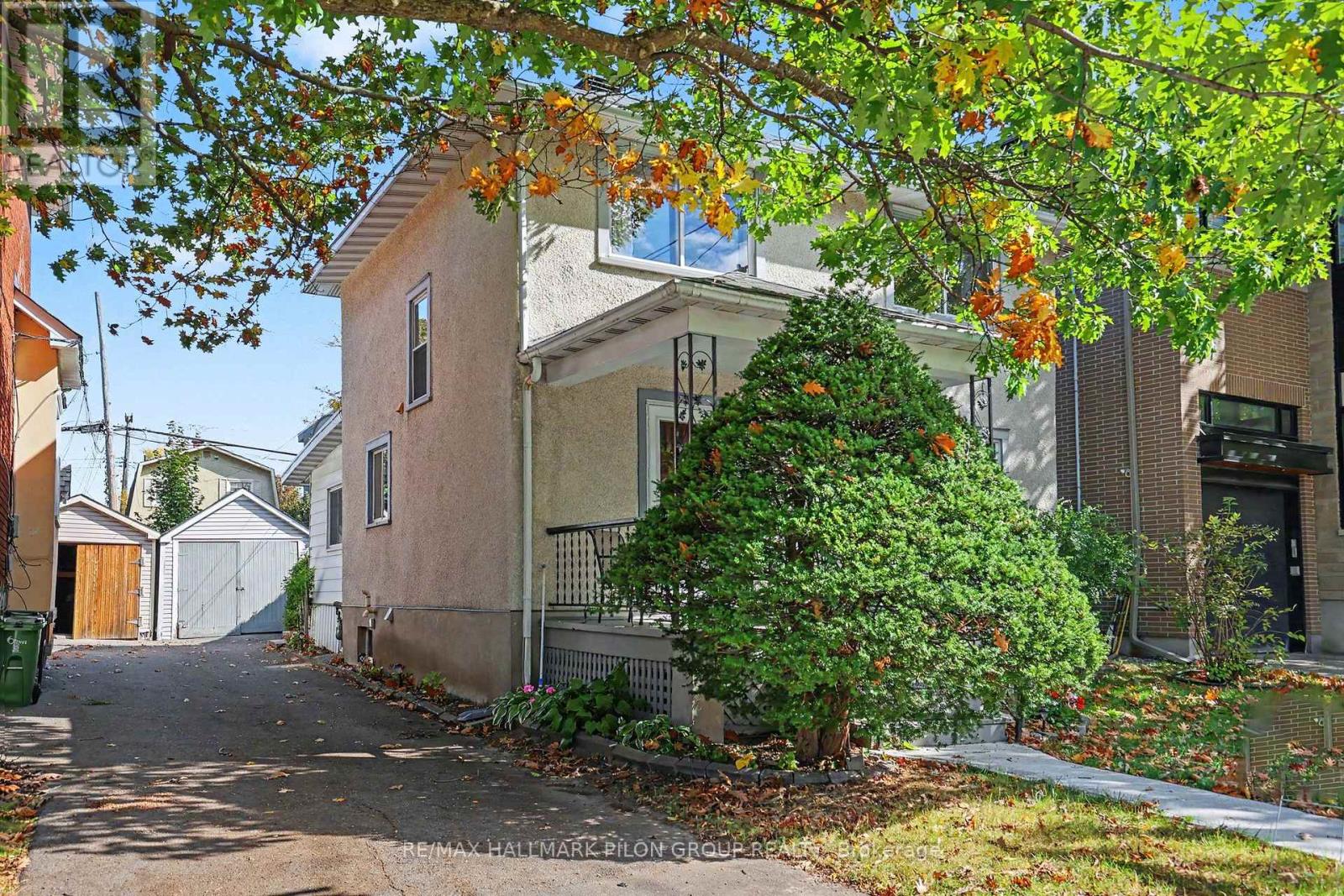 99 Huron Avenue North — photo 25