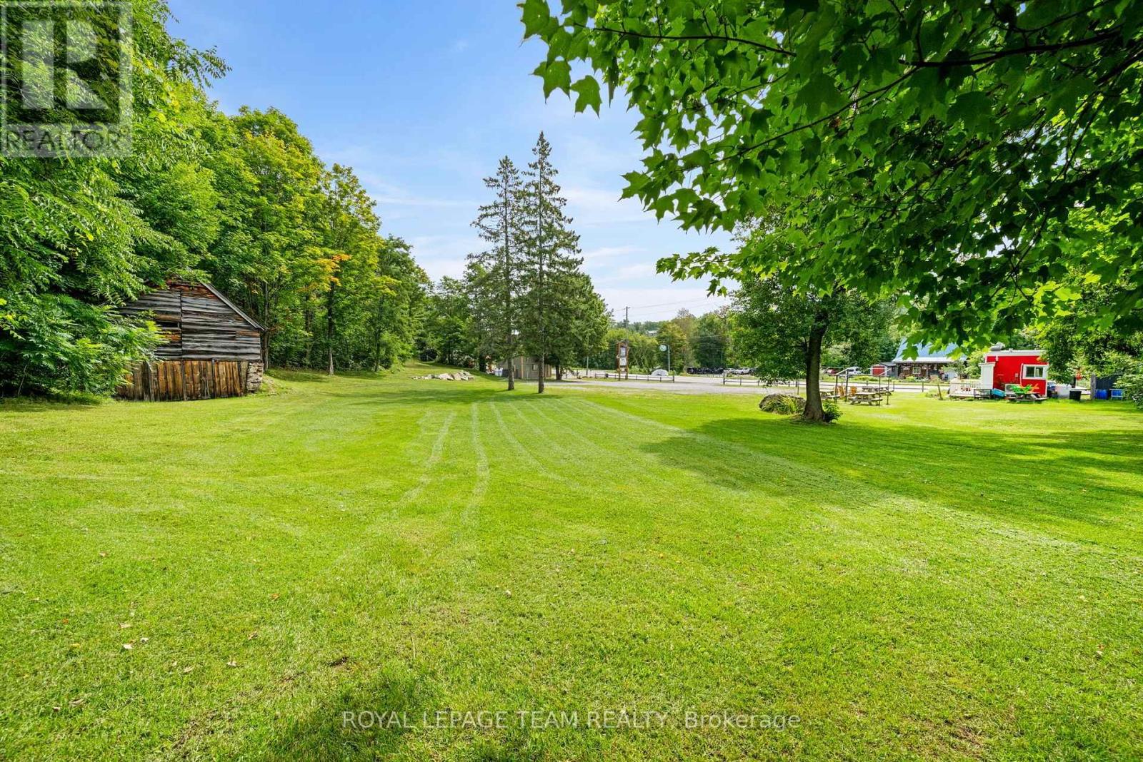 1716 Calabogie Road — photo 34