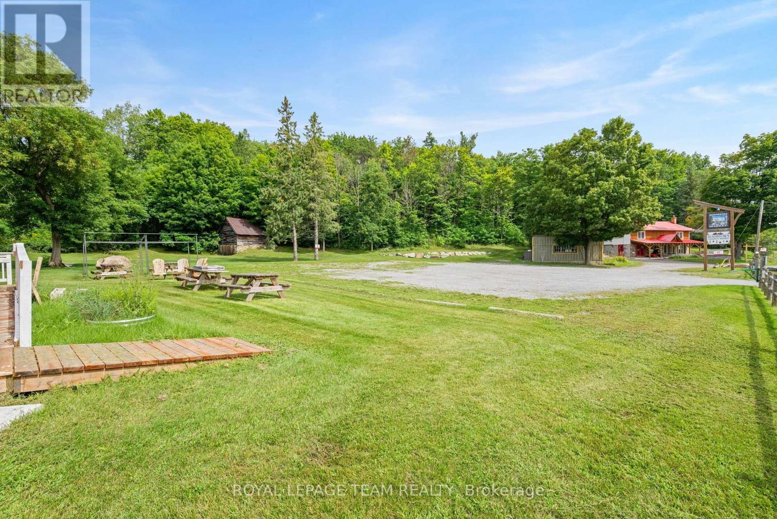 1716 Calabogie Road — photo 35