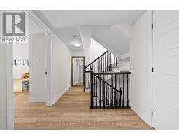 704 Mishi Private, Ottawa, ON K1K5C5 Photo 15