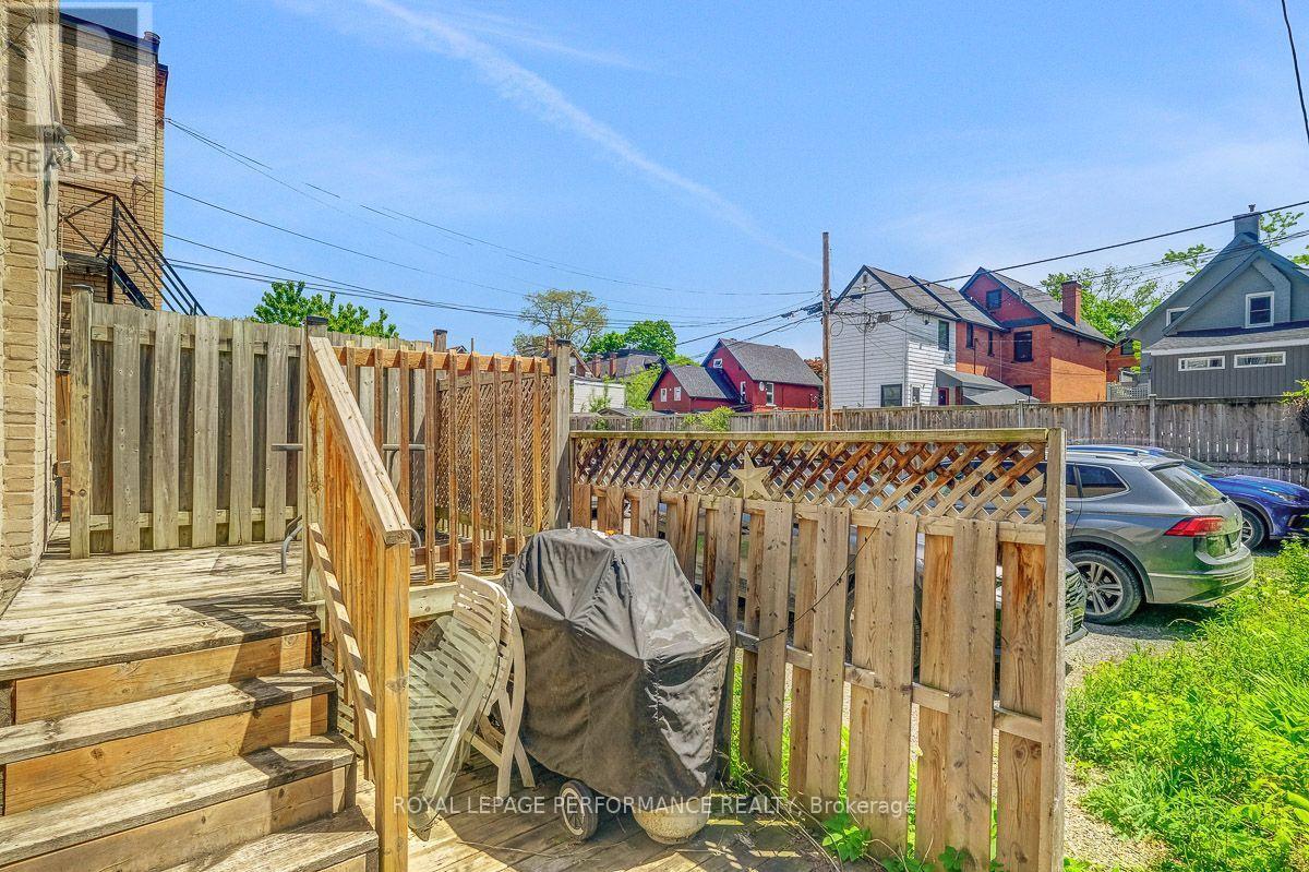 486-488 LISGAR STREET - 28