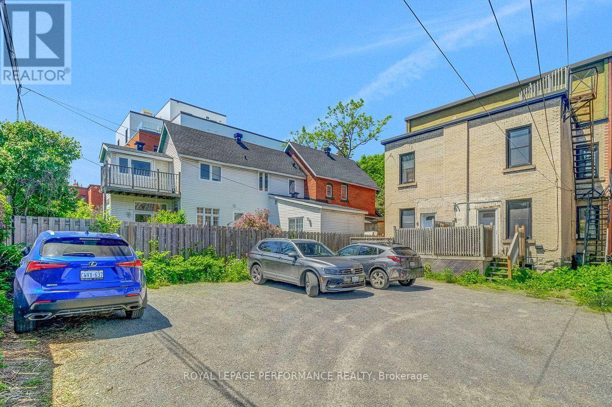 486-488 Lisgar Street