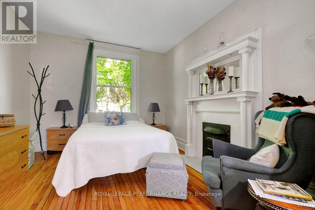 486-488 LISGAR STREET - 9