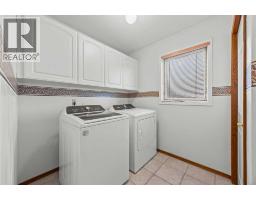 707 Hawkside Mews NW - photo 17
