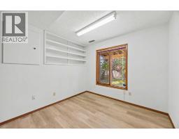 707 Hawkside Mews NW - photo 35