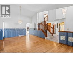 707 Hawkside Mews NW - photo 4