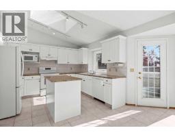 707 Hawkside Mews NW - photo 8