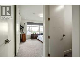 228 33 Avenue NE - photo 22