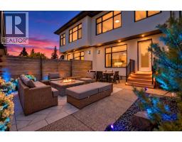 228 33 Avenue NE - photo 47