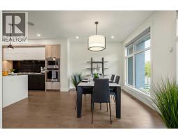 228 33 Avenue NE - photo 5