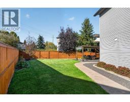 218 Harvest Creek Close NE - photo 37