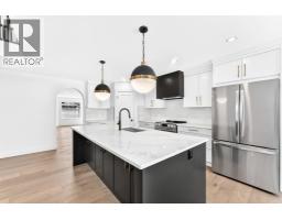 Bedroom - 113 Cove Hill, Chestermere, AB T1X1S7 Photo 16