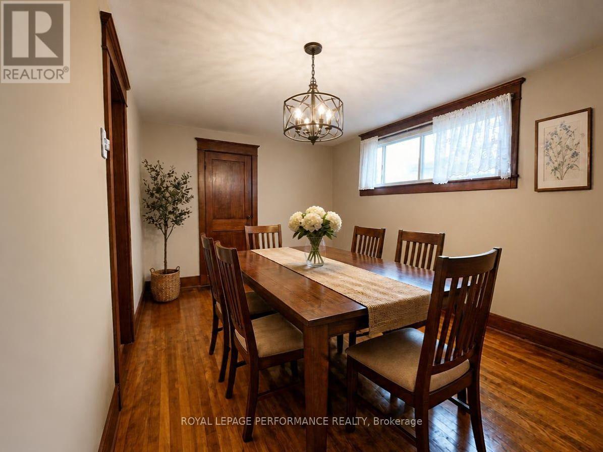 436 FOURTH STREET E - Image 17