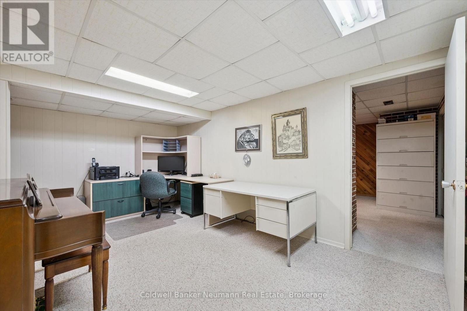 26 MAPLEWOOD DRIVE - Image 42