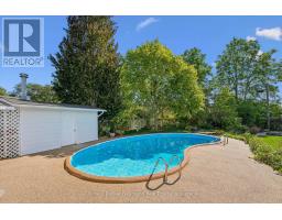 Laundry room - 26 Maplewood Drive, Guelph, ON N1G1L8 Photo 7