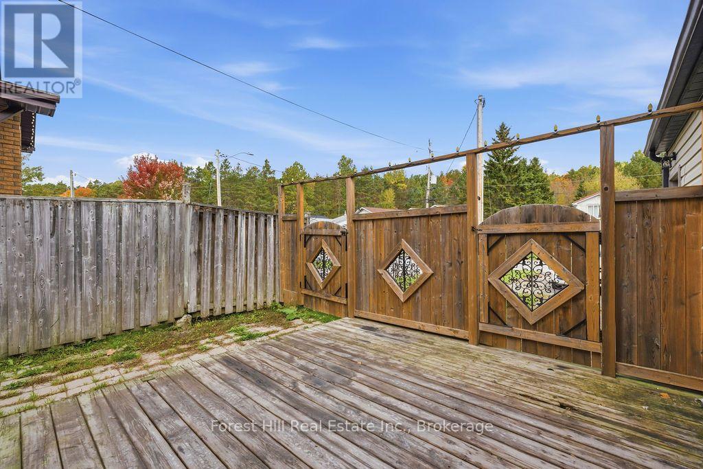 21 SABRINA PARK DRIVE - Image 23