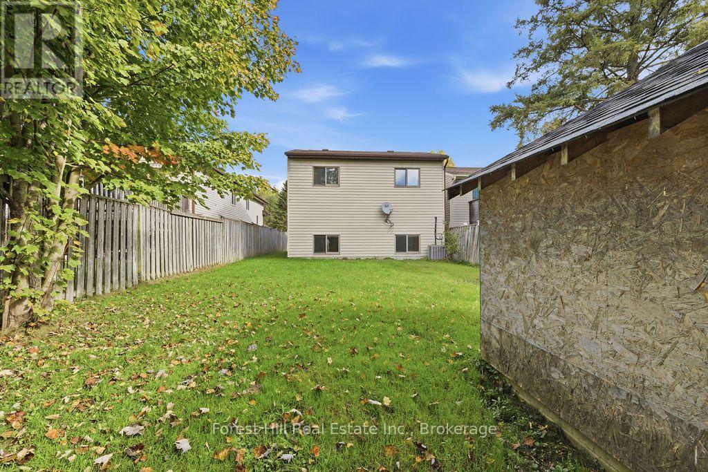 21 SABRINA PARK DRIVE - Image 30
