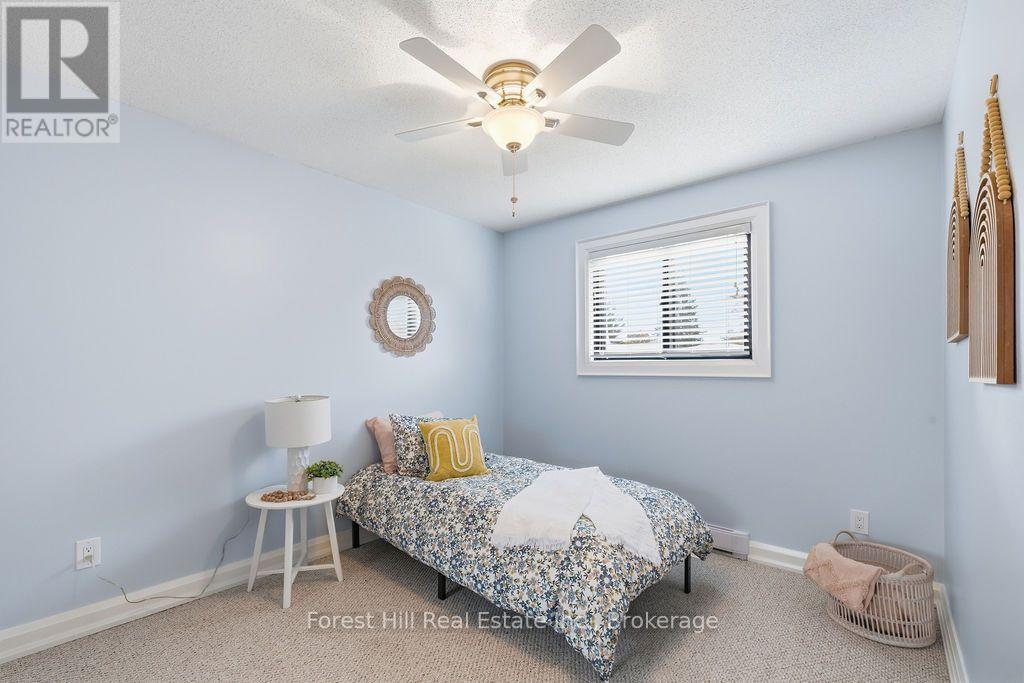 21 SABRINA PARK DRIVE - Image 6