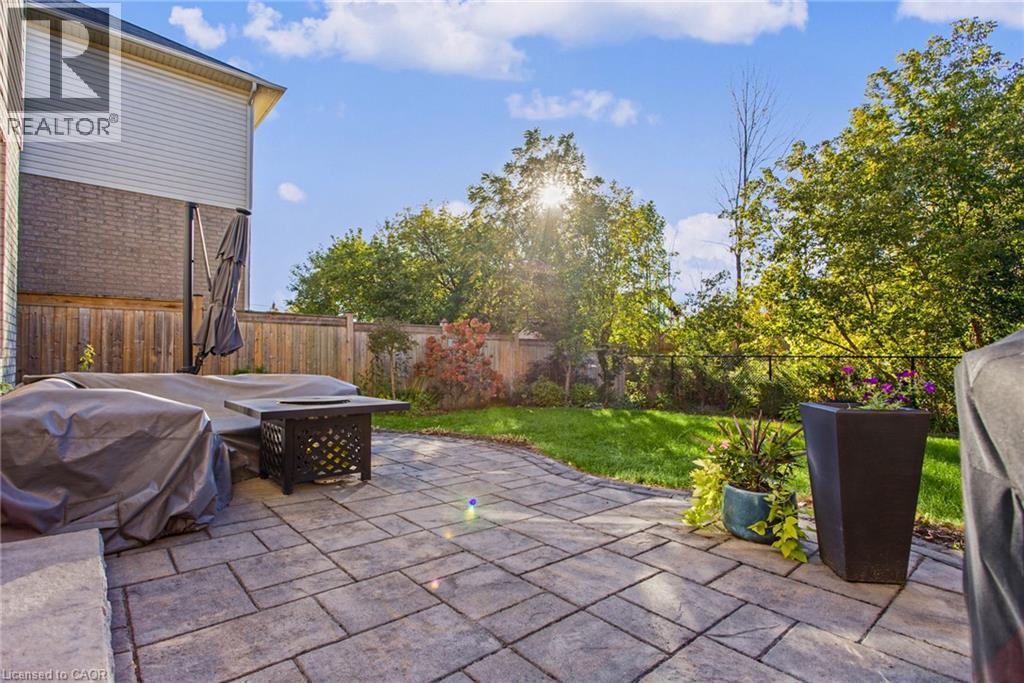 7 LAMPMAN Drive - Image 30