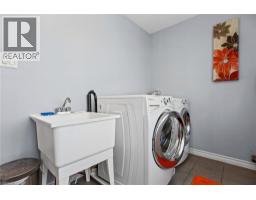 7 Lampman Drive, Grimsby, ON L3M0E3 Photo 16