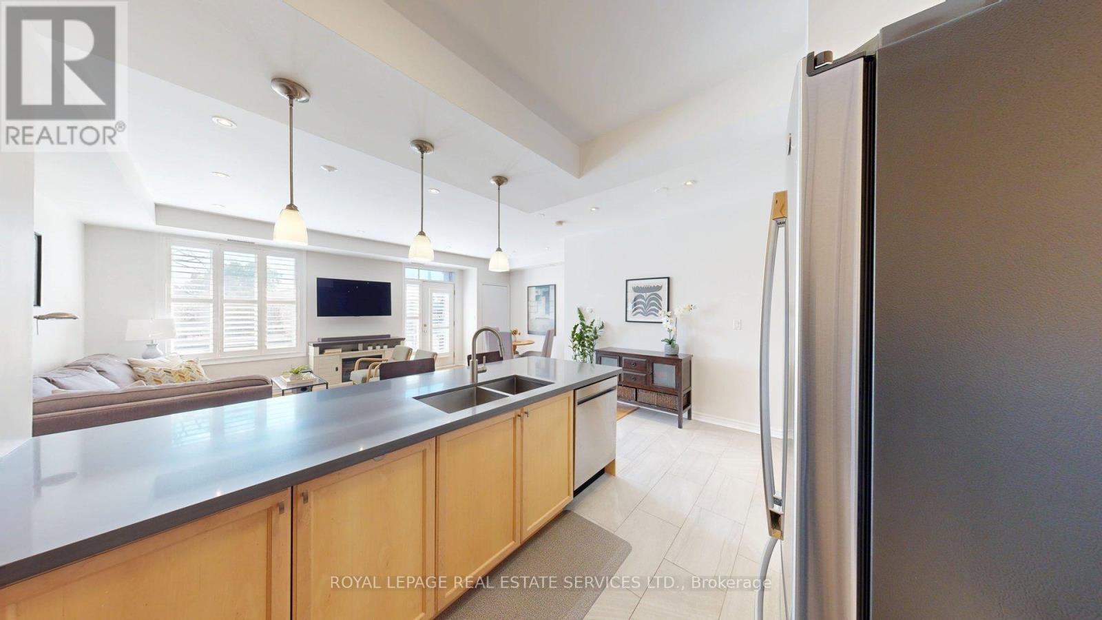 85 Albani Street — photo 12