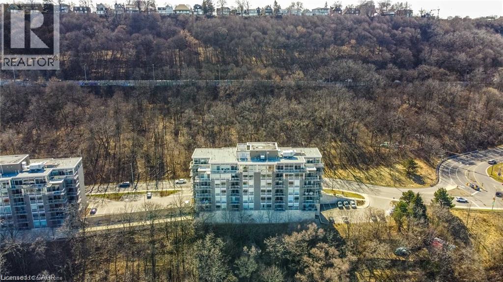 455 CHARLTON Avenue Unit# 402, Hamilton — photo 3