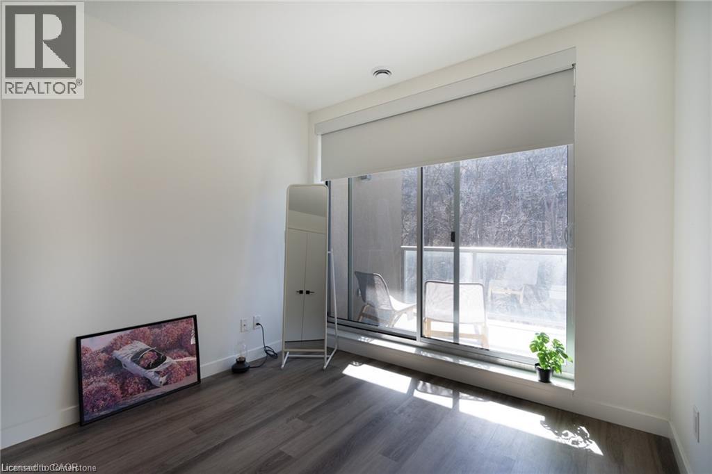 455 CHARLTON Avenue Unit# 402, Hamilton — photo 6