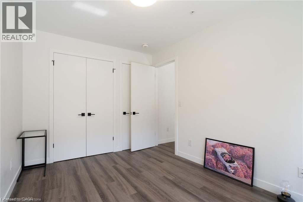455 CHARLTON Avenue Unit# 402, Hamilton — photo 7