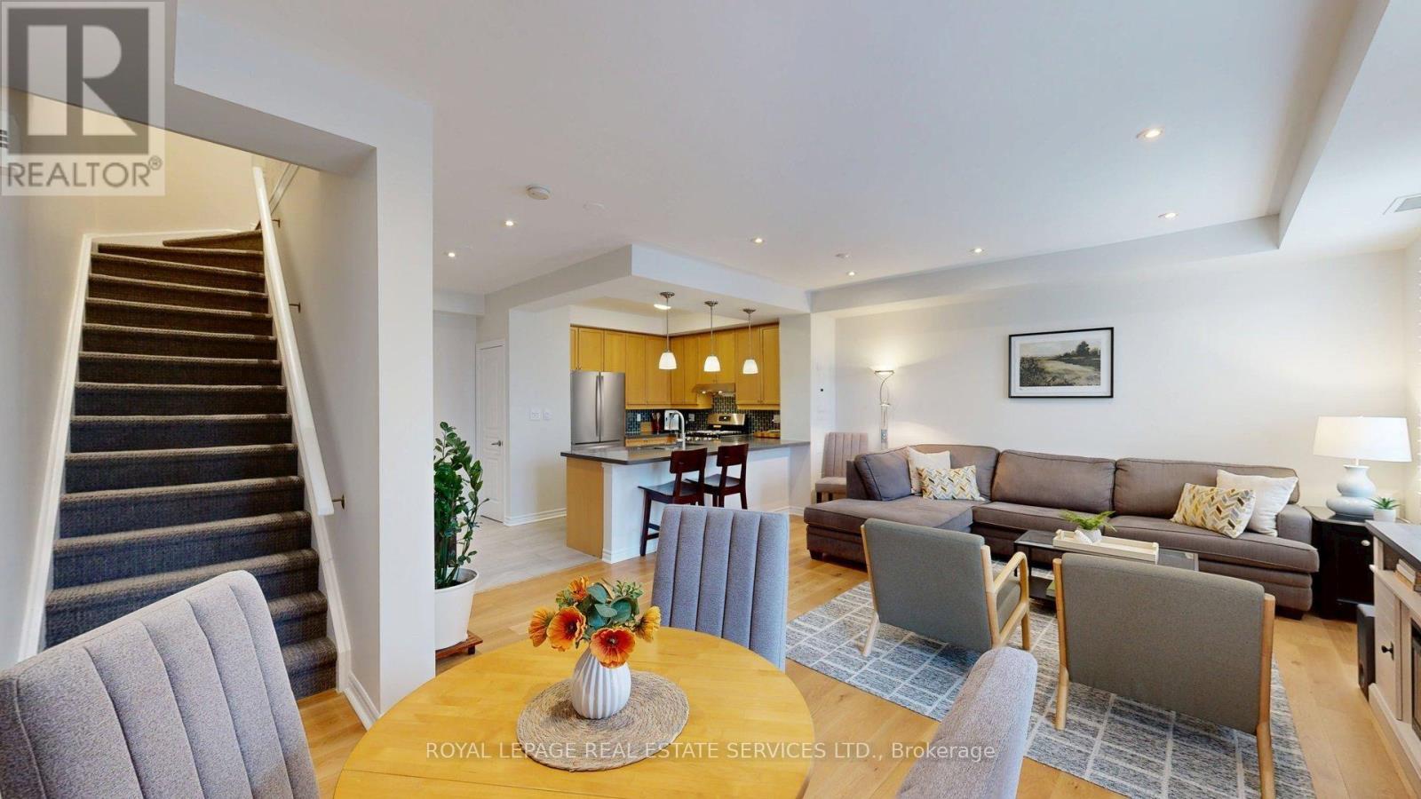 85 Albani Street — photo 21