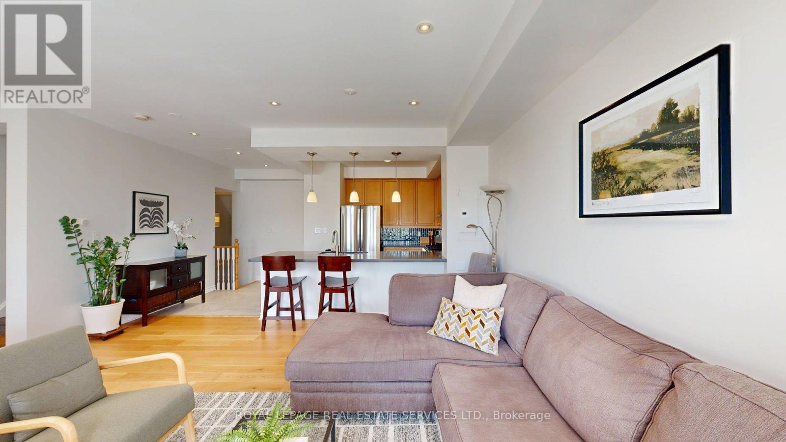 85 Albani Street — photo 13
